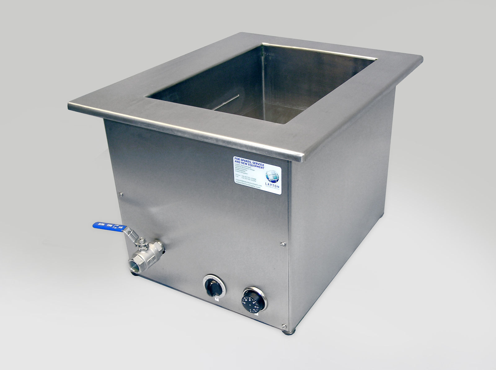 Benchtop Ultrasonic Machine  showing the following:- A Single ultrasonic aqueous cleaning tank with the following features :- 	For use with all aqueous detergents  	All tanks manufactured in Staffordshire.  	All stainless steel construction – traceability certification available.  	Pickled, passivated and electro-polished to extend operational life. 	Heated tank utilising direct contact tube heaters for energy efficiency and longevity.	 	Thermostatically controlled.  	Bolt-in removeable ultrasonic transducer plate.  	Bolt-in ultrasonic transducers ensure minimal downtime and extend tank life.  	Multi-frequency ultrasonic transducers.  All ultrasonics use sweep frequency technology.    	Separate ultrasonic generator.  	Industrial standard – continually rated.  	Insulated frame.  	Basket and lid inclusive.  	Table top or bench inset mounted.  	Operates from standard mains voltage.  	CE Certified – UL approval also available.